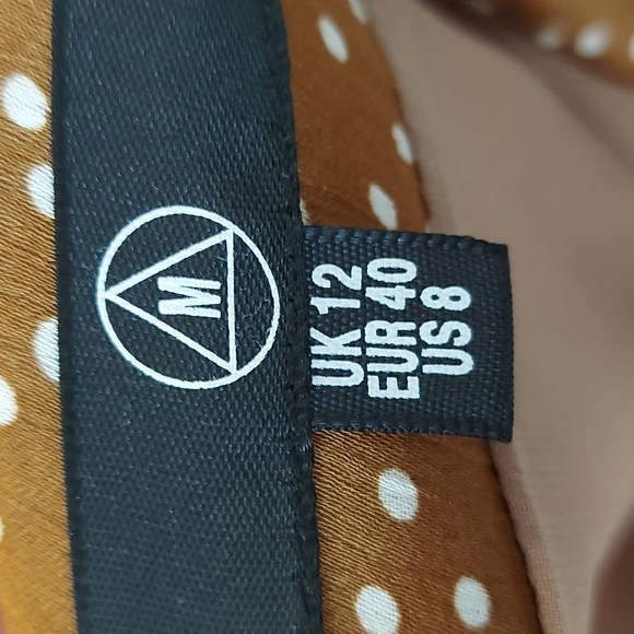 Missguided silky polkadot dress sz. 8 - Picture 8 of 8